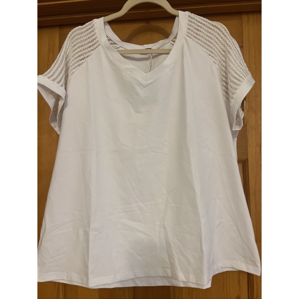 Flamingals Women's White Shirt With Lace sleeves Sz 3XL